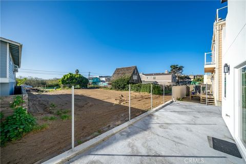 Tiny photo for 364 Mccarthy Avenue, Oceano, CA 93445 (MLS # NS26026796)