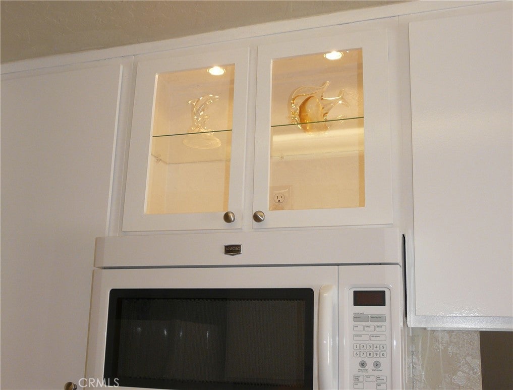 515 N Jackson 311