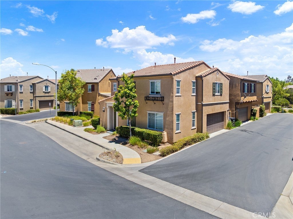 37330 Paseo Tulipa