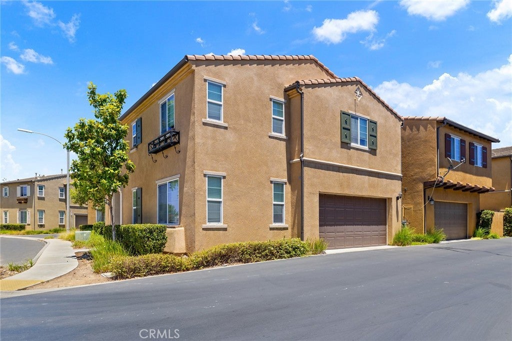 37330 Paseo Tulipa