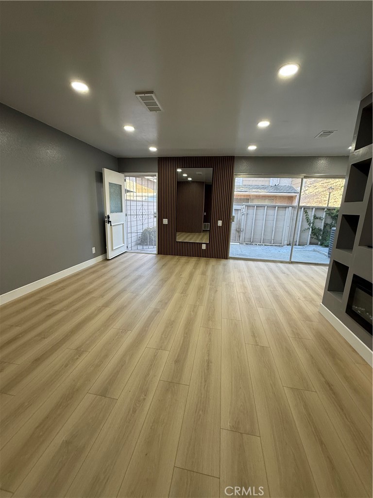 1804 Ewing Court