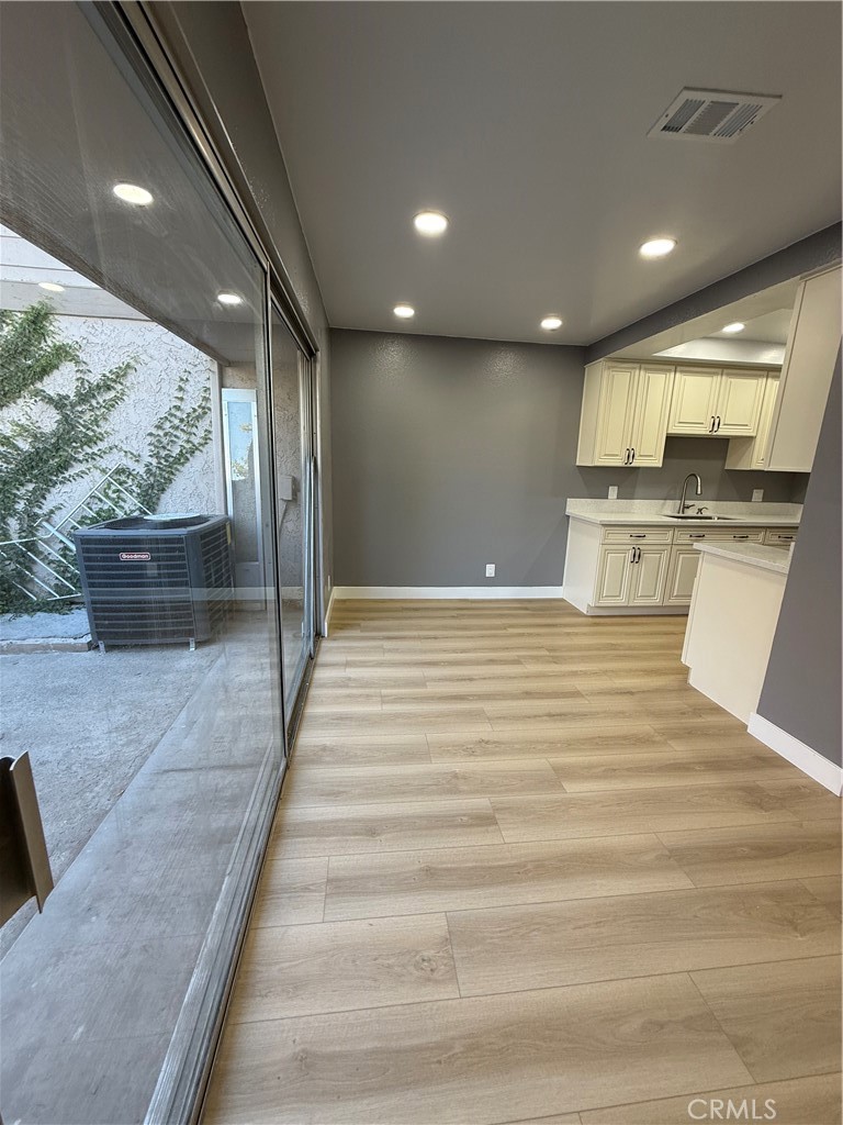 1804 Ewing Court