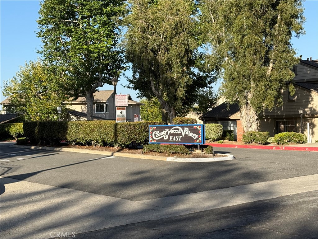 1804 Ewing Court