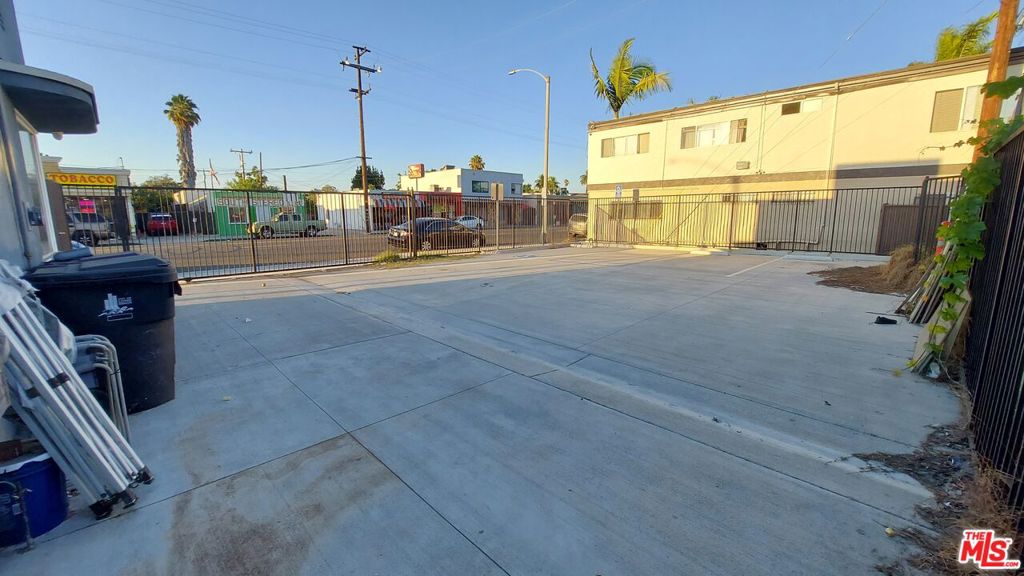800 E South Street