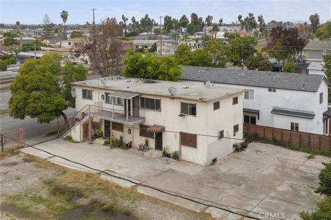 Photo of 702 N Willowbrook Ave, Compton, CA 90220 (MLS # PW26034441)