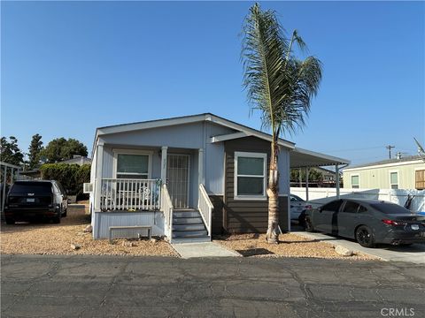 Photo of 12700 Elliott Avenue #425, El Monte, CA 91732 (MLS # DW25189783) Photo of 12700 Elliott Avenue #425, El Monte, CA 91732 (MLS # DW25189783)
