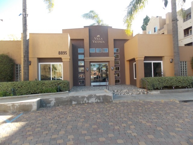 Desirable top floor unit in secure complex - overlooking large center courtyard***underground parking with 1.5 assigned parking spaces***freshly painted interior, light and bright***complex has exercise room, cyber cafe, pool and spa***very convenient location with good freeway access, close proximity to restaurants and shopping centers, including UTC mall and La Jolla Village Square** Neighborhoods: UTC/La Jolla Complex Features: ,,,, Equipment: Dryer, Range/Oven, Washer Other Fees: 0 Sewer: Sewer Connected Topography: LL
