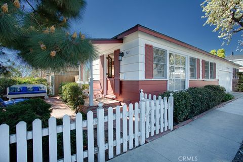 521 1/2 Carnation Avenue Corona Del Mar CA 92625