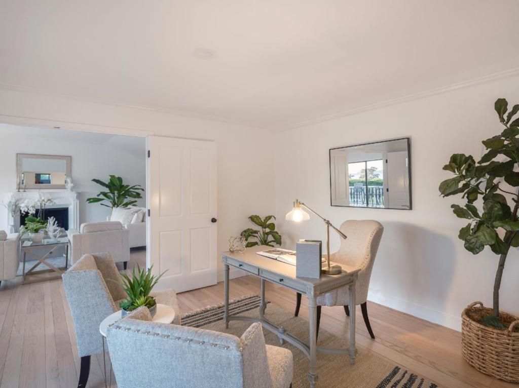 listing image 130725373669301814185