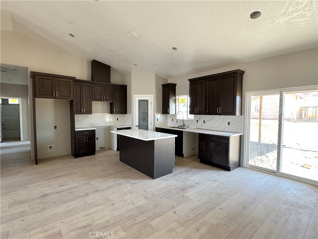 14549 Live Oak St