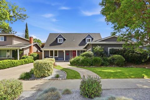 Photo of 1708 Grizilo Drive, San Jose, CA 95124 (MLS # ML82044043)