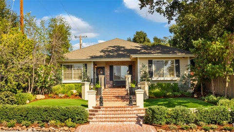 Photo of 418 N Myrtle AVE, Monrovia, CA 91016 (MLS # AR26193332)