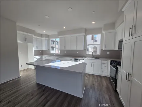 MLS: OC26001062