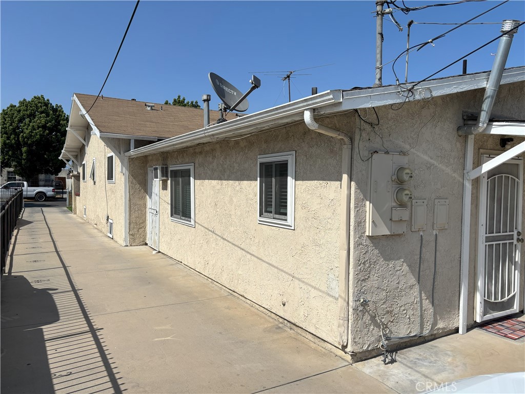 3528 E 54th Street