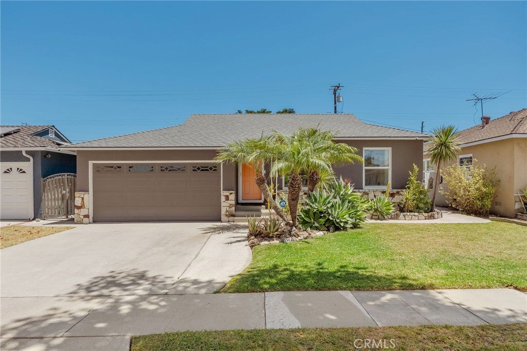 4120 Conquista Avenue