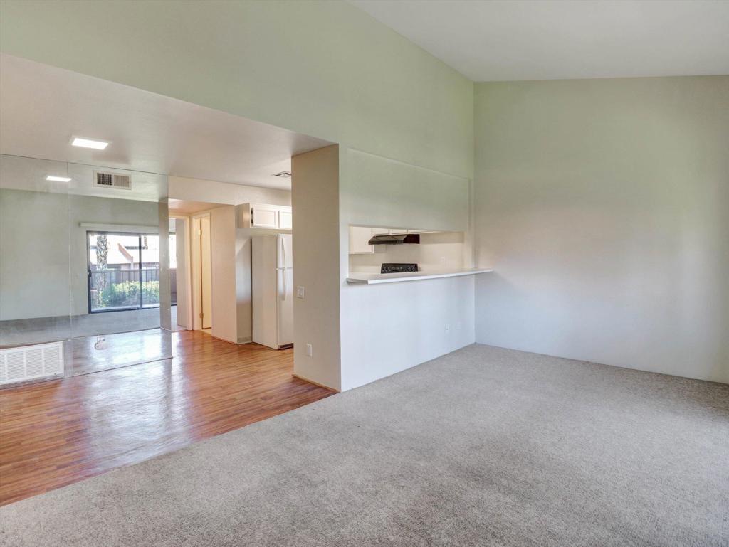 El Mirador - Residential Lease