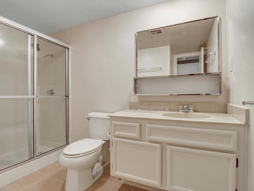 El Mirador - Residential Lease