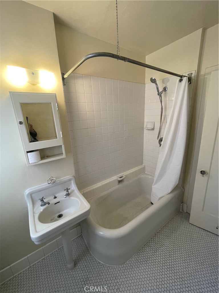 315 W 3rd Street 710