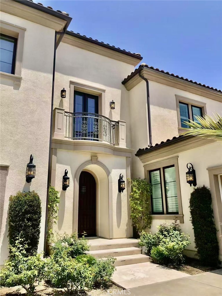 Properties 1 11716 N Manchester Way