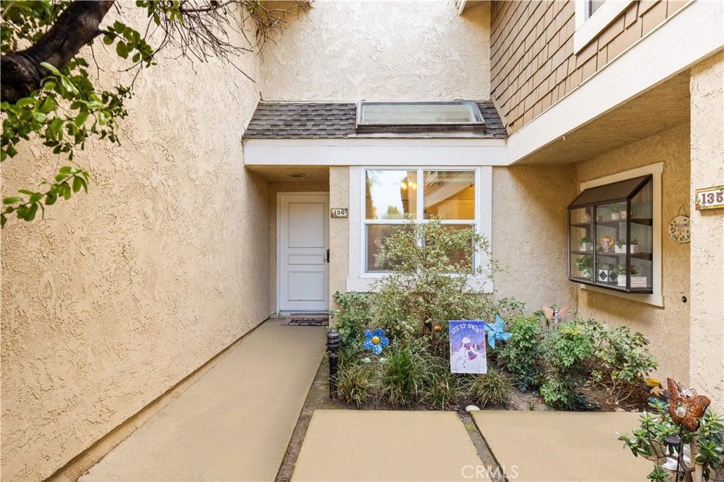 Photo of 136 Pineview, Irvine, CA 92620 (MLS # TR26014484)