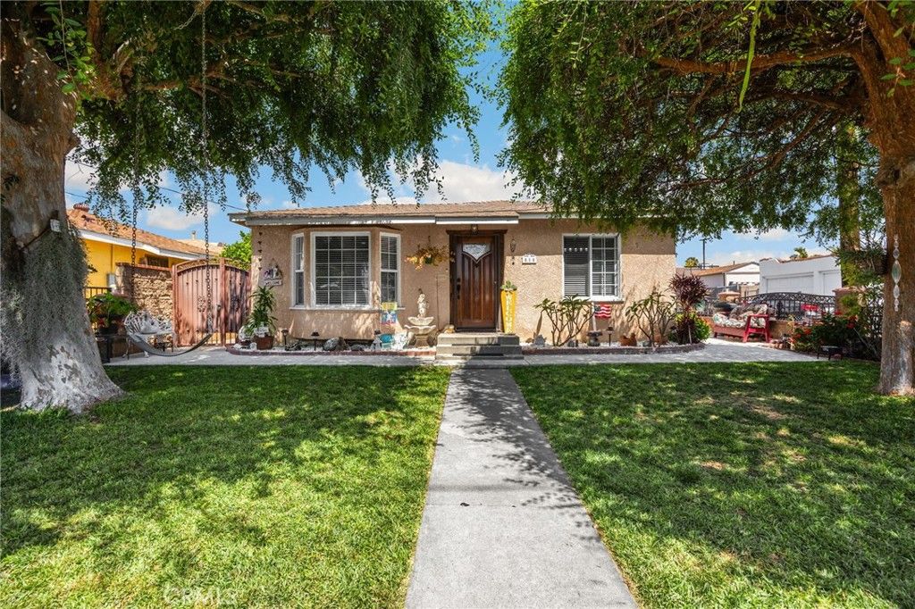 Photo of 515 W Erna Street, La Habra, CA 90631 (MLS # DW26084254)