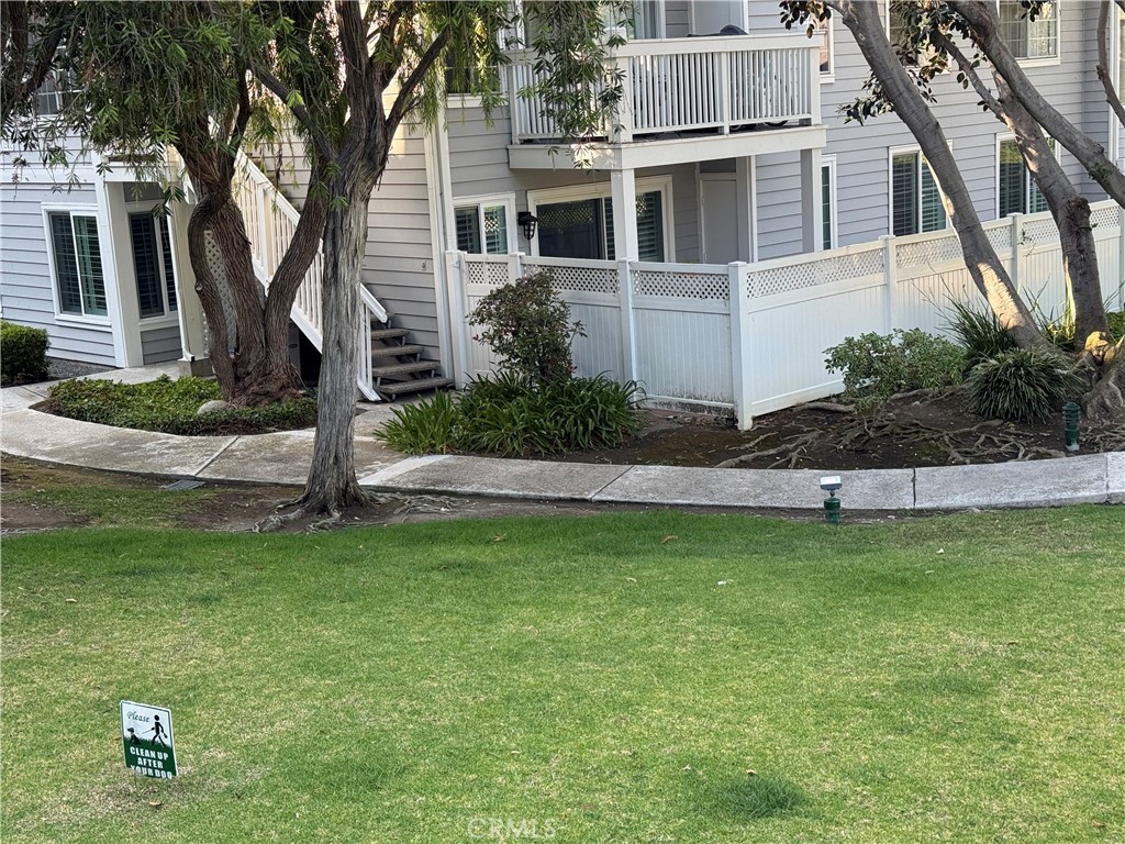 1322 W Park Western 211