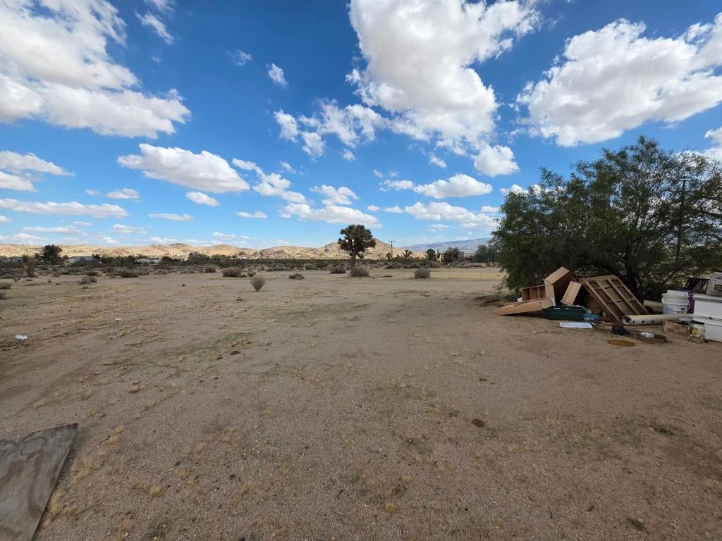 4180 Tamarisk Lane