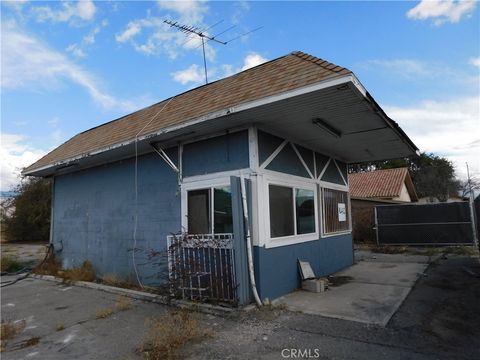 Photo of 1640 E 3rd Street, Highland, CA 92410 (MLS # IV25262983)