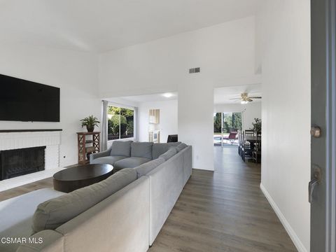 Tiny photo for 2202 Aspenpark Court, Thousand Oaks, CA 91362 (MLS # 226001015)