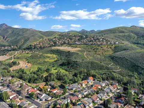 Tiny photo for 2202 Aspenpark Court, Thousand Oaks, CA 91362 (MLS # 226001015)