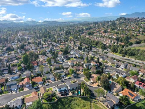 Tiny photo for 2202 Aspenpark Court, Thousand Oaks, CA 91362 (MLS # 226001015)