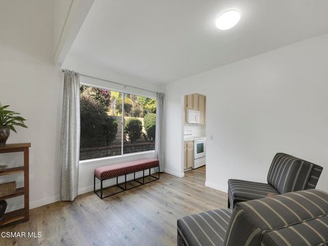 Tiny photo for 2202 Aspenpark Court, Thousand Oaks, CA 91362 (MLS # 226001015)