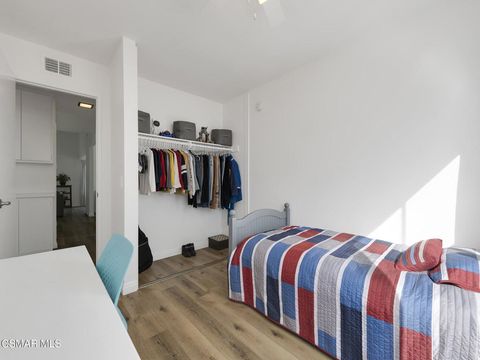 Tiny photo for 2202 Aspenpark Court, Thousand Oaks, CA 91362 (MLS # 226001015)