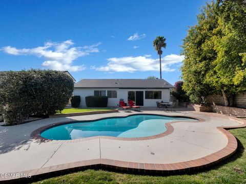 Tiny photo for 2202 Aspenpark Court, Thousand Oaks, CA 91362 (MLS # 226001015)