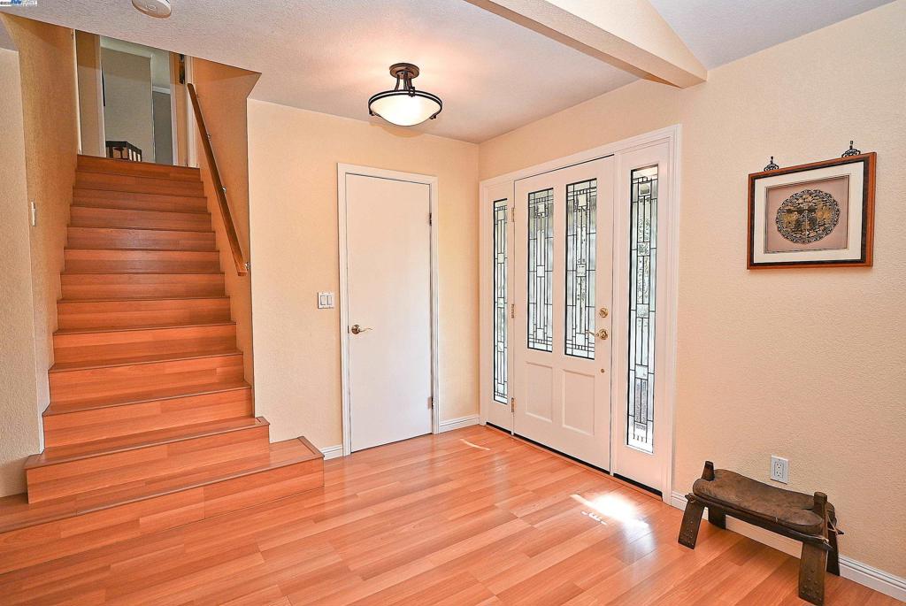 DUBLIN HILLS EST - Residential