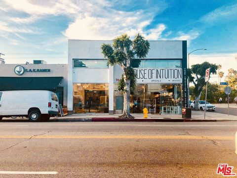 Photo of 7451 Melrose Avenue, Los Angeles, CA 90046 (MLS # 25607317) Photo of 7451 Melrose Avenue, Los Angeles, CA 90046 (MLS # 25607317)