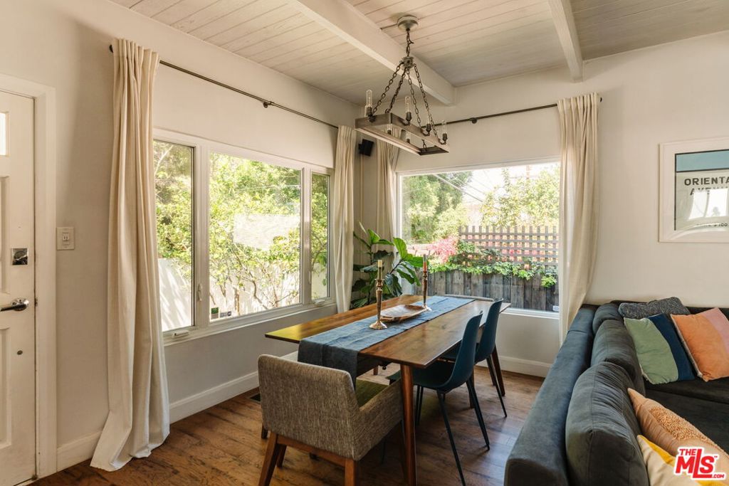 8404 Kirkwood Drive, Los Angeles CA 90046