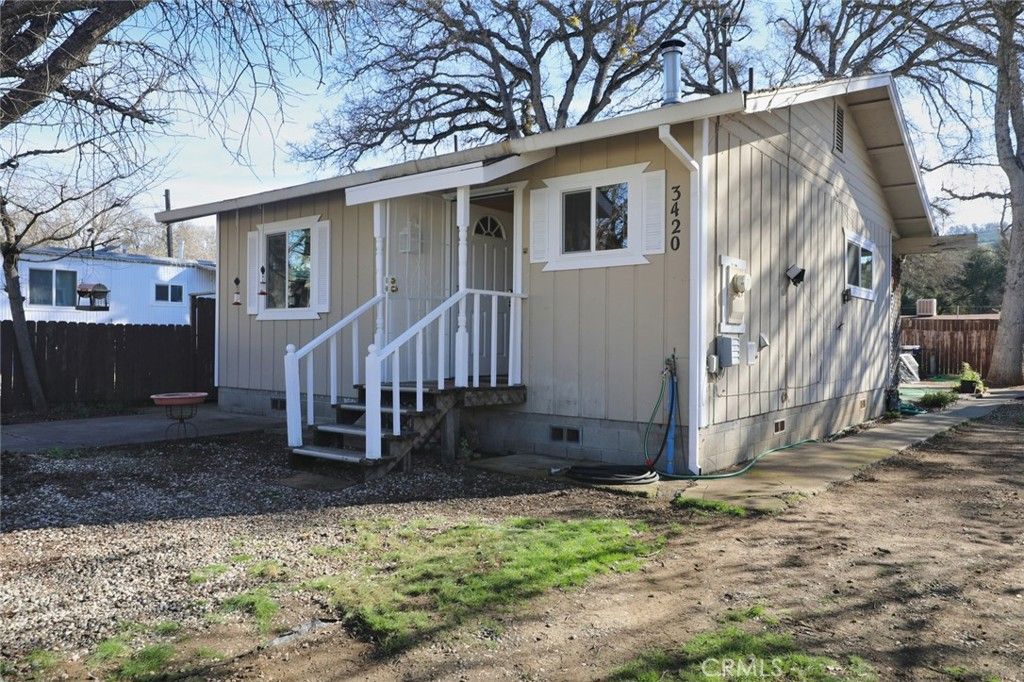 Photo of 3420 Harrison St, Clearlake, CA 95422 (MLS # LC26056559)