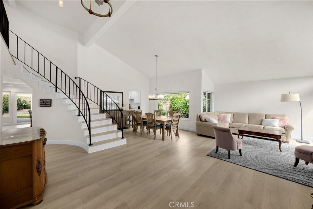 701 S Carriage Circle