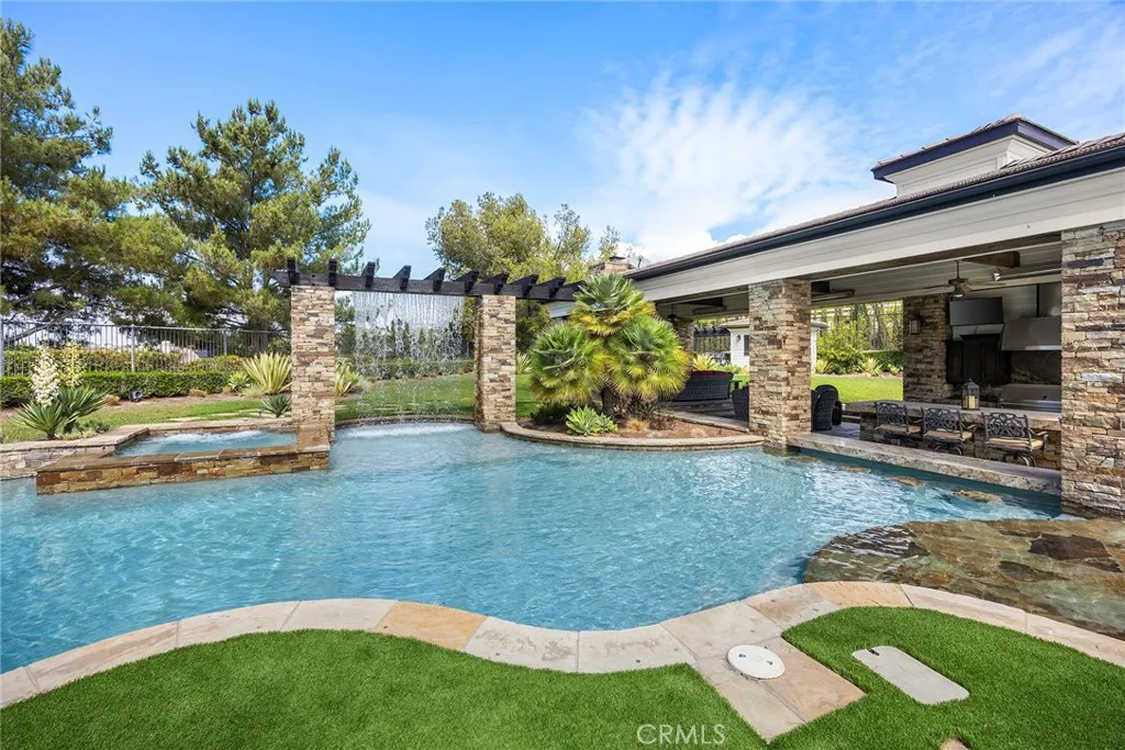 Yorba Linda, California 92886, United States, 6 Bedrooms Bedrooms, ,8 BathroomsBathrooms,Residential,Active,238757