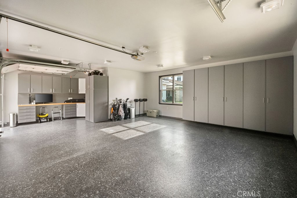 Manor House - Exclusive Gated Community - Residential