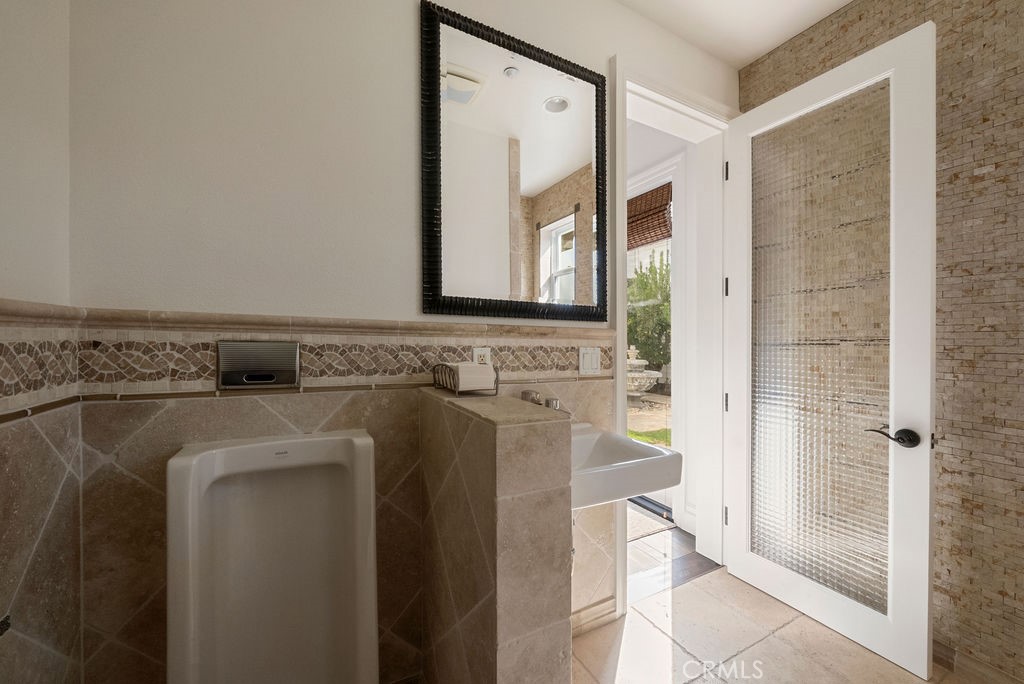 Manor House - Exclusive Gated Community - Residential