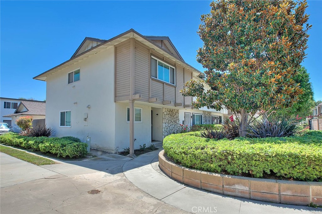Welcome to 17401 Hood Court, a beautifully remodeled 3-bedroom, 2.5-bath end unit in the desirable Paradise Manor community of Fountain Valley. Perfectly situated in the heart of Orange County, this home places you less than 15 miles from the beach, Disneyland, South Coast Plaza, Irvine Spectrum, and the Segerstrom Center for the Arts. Designed for both comfort and style, the open-concept floor plan creates a seamless flow—ideal for entertaining guests or enjoying everyday living. Premium appliances and sleek, modern finishes elevate every space. Upstairs, you’ll find two spacious secondary bedrooms sharing a full bath, along with a primary suite featuring its own walk-in closet. With easy access to the 405 freeway, everything Orange County has to offer is just minutes away. More than just a home, this is a lifestyle. Experience Orange County living at its finest at 17401 Hood Court.