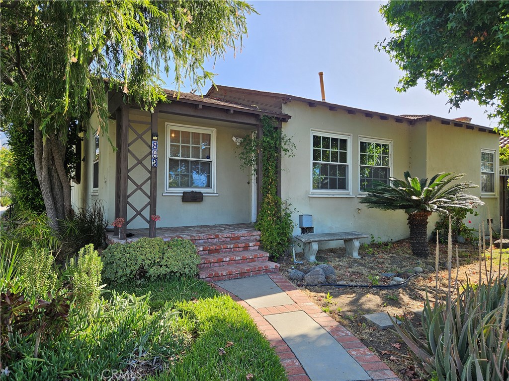 863 Omar Street
