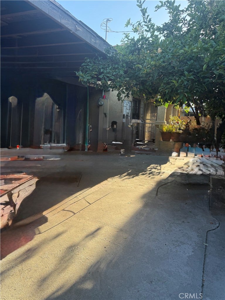 Properties 1 3123 Del Rosa