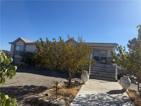 Photo of 3123 Del Rosa RD, Phelan, CA 92371 (MLS # WS26209706)