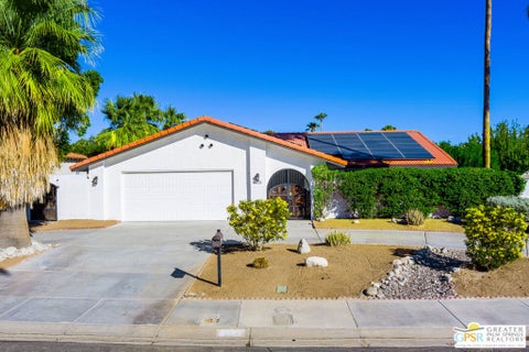 Photo of 2750 E Vincentia Road, Palm Springs, CA 92262 (MLS # 26858453PS)