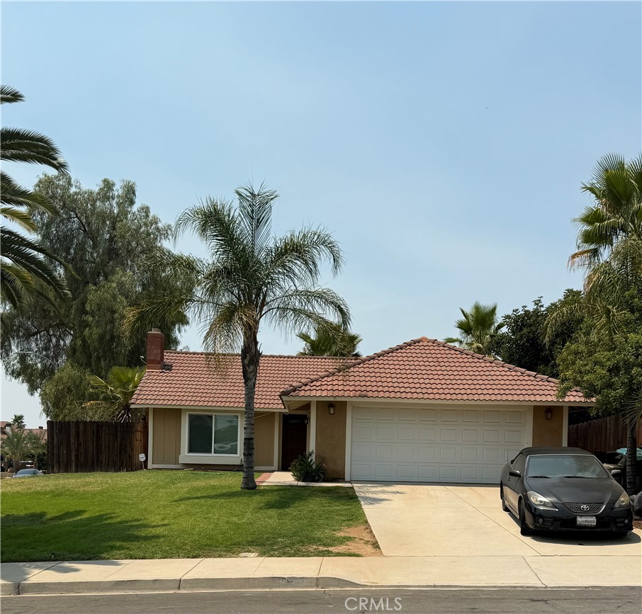 12695 Bluntleaf Court
