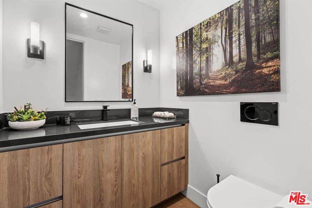 Photo of 1573 Hi Point Street, Los Angeles, CA 90035 (MLS # 26832985)