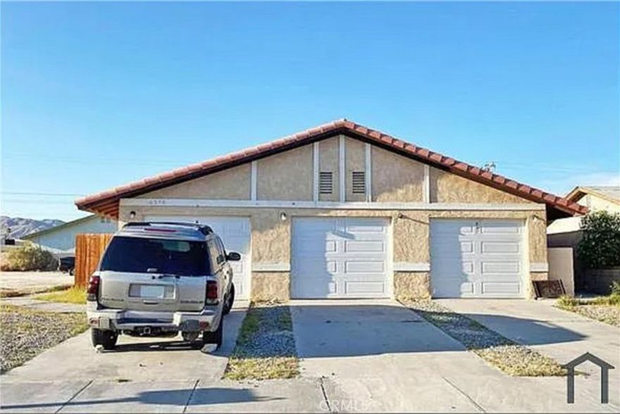 This is a very nice triplex!  Freshly painted stucco building with tile roof.  All units are 2 bedrooms 1 baths.  Kitchens have been upgraded including cabinets and appliances.  Ceiling fans throughout.  Tile floors.  One car garage for each unit.  Central heated and air.  All units separately metered with gas and electric that tenants sign up and pay for.  Washer and dryer hookups in each unit.  One block and walking distance to shopping.  This complex really performs.  Actual rents are almost at market!  And at market rents, we're  putting out, $75,600 Annual Gross Income, an impressive 8.99 Gross Rent Multiplier, a seldom seen this good 9.46% Cap Rate, and a robust 16.95% Cash on Cash return.  Please see Supplements for details including rent roll, income, and expenses.   

THESE UNITS ARE REALLY REALLY NICE, INSIDE AND OUT!!!  Finally, we have two other triplexes like this that can be bought.  Please call for details on a package deal!!!WE WILL DEAL!! MAKE US AN OFFER!!!!!  YOU CAN EVEN MAKE A LETTER OF INTENT ID YOU'D LIKE!